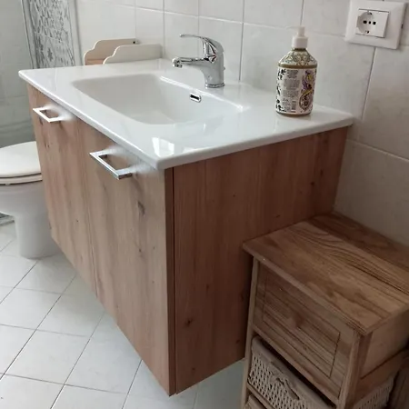 Ines Tra Mare E Apartman